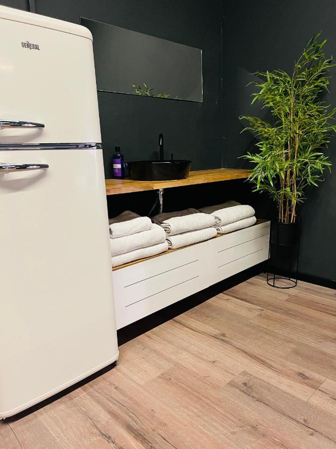 Ofek'S Place - Midtown Tlv Tel Aviv Exterior photo